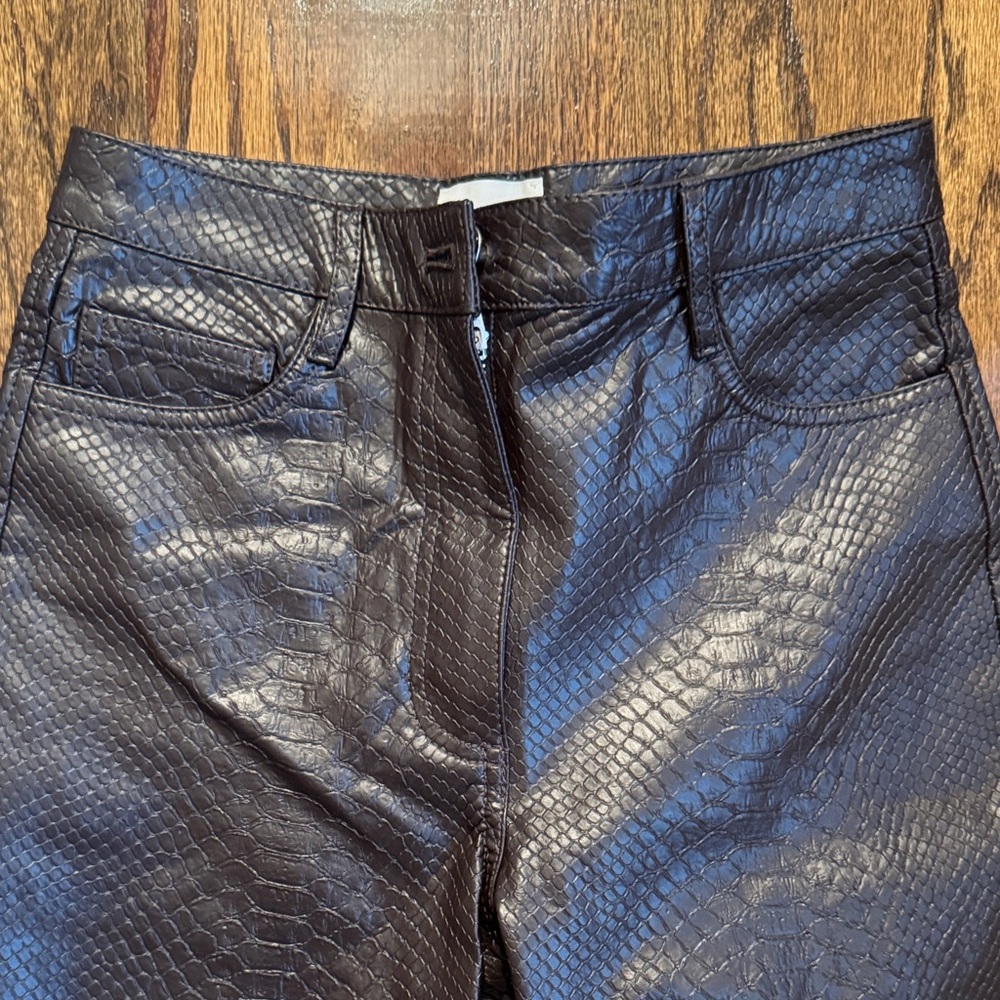 Aritzia